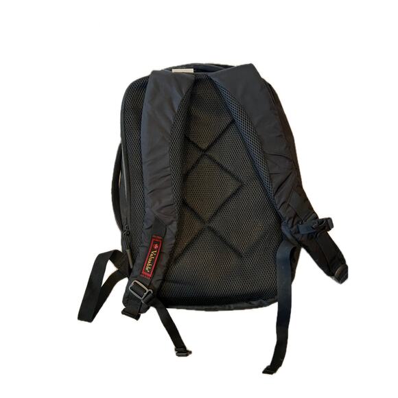 Valuable Brand Black Padded 21L School Backpack - Picture 2 of 6